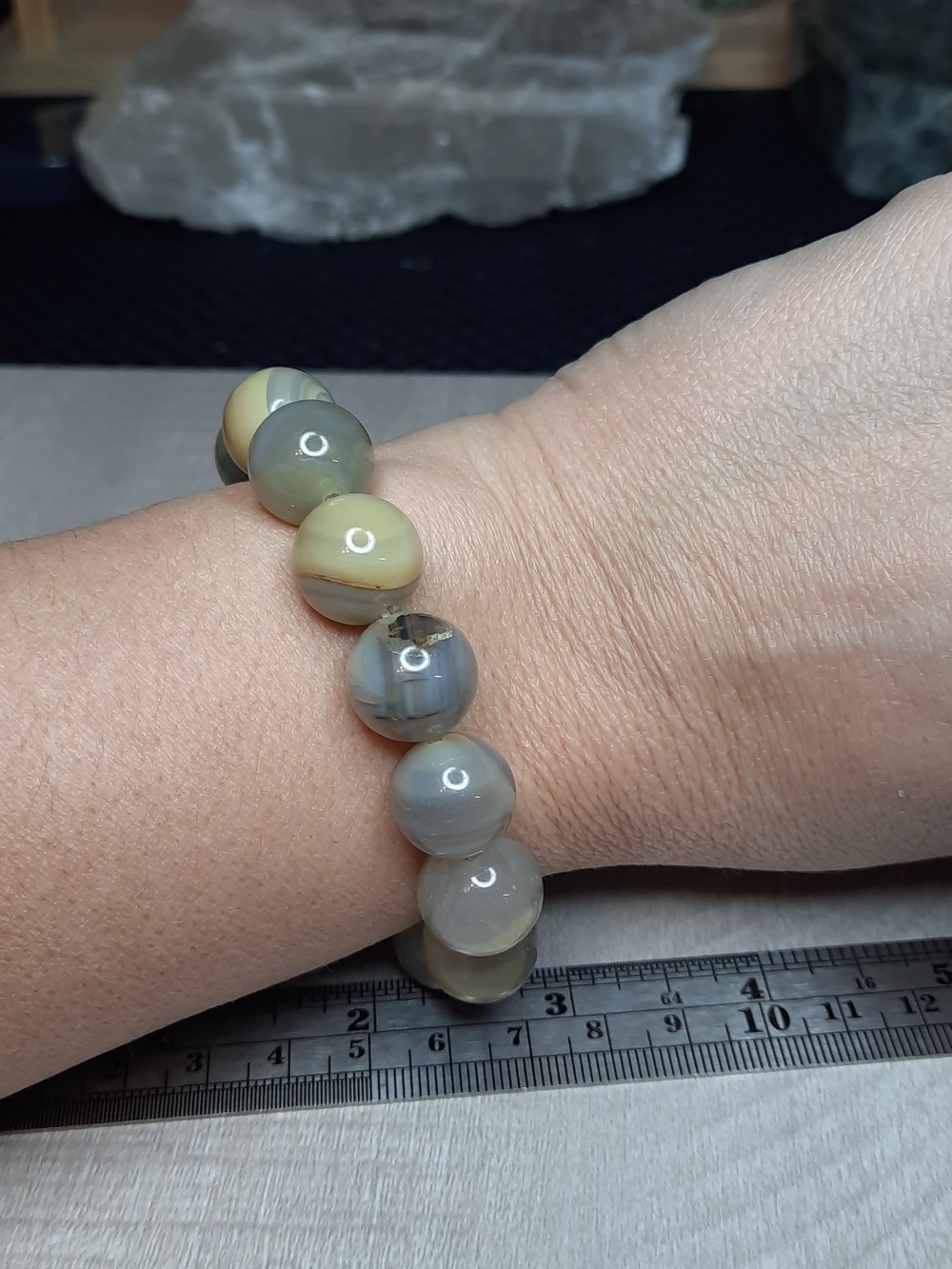 14mm Yellow & Gray Agate Bead Strand (7.5") #19 - Picture 3 of 4